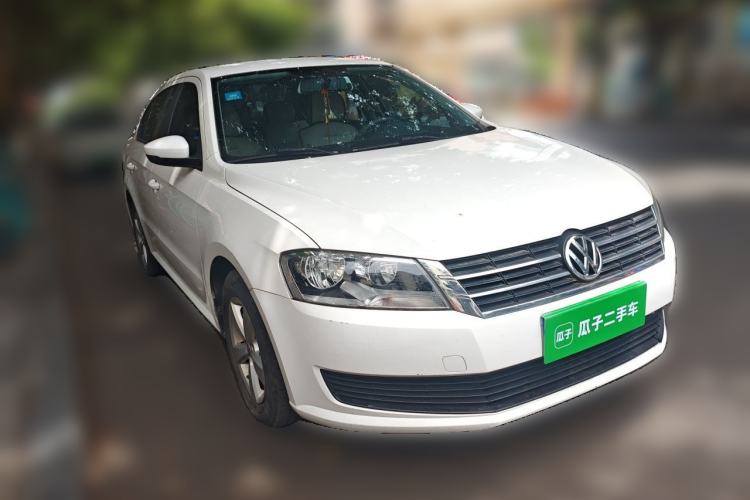 Used Volkswagen Lavida 2013 Revised Classic 1.6L Automatic Fashion Edition Front Right 45 Deg