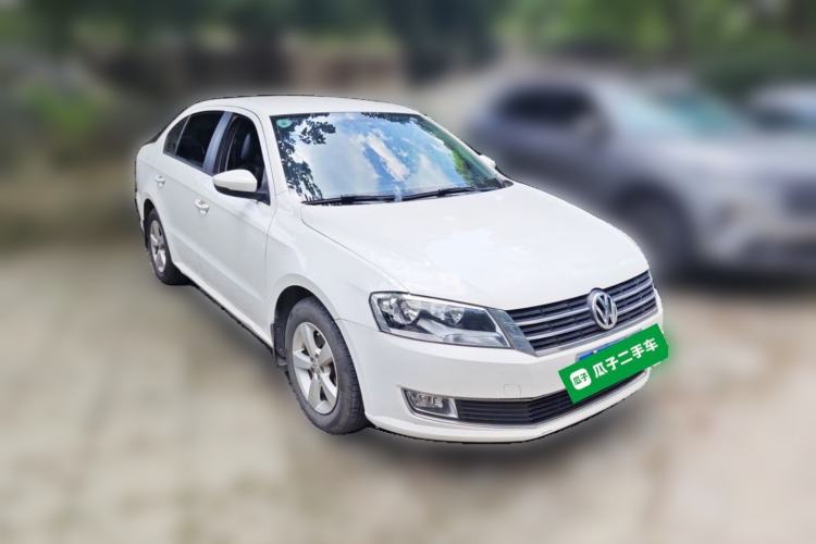 Used Volkswagen Lavida 2013 Revised Classic 1.6L Automatic Fashion Edition Front Right 45 Deg