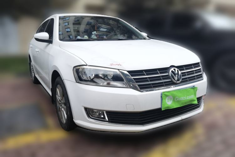 Used Volkswagen Lavida 2013 Restyled Classic 1.6L Automatic Comfort Edition Front Right 45 Deg