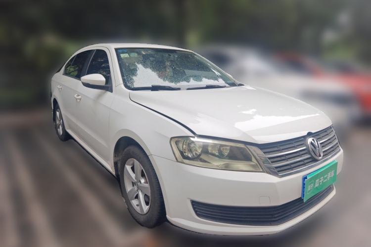 Used Volkswagen Lavida 2013 Revised Classic 1.6L Automatic Fashion Edition Front Right 45 Deg