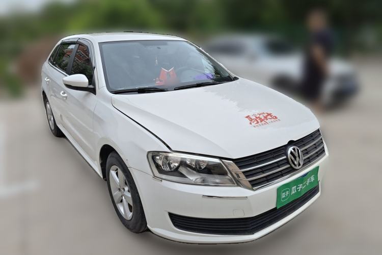 Used Volkswagen Lavida 2013 Revised Classic 1.6L Automatic Fashion Edition Front Right 45 Deg