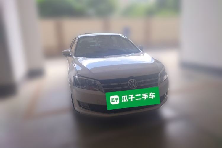 Used Volkswagen Lavida 2013 Revised Version 1.4 TSI DSG Luxury Edition Front Right 45 Deg