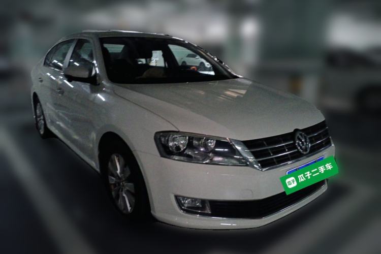 Used Volkswagen Lavida 2013 Revised Version 1.4 TSI DSG Comfort Edition Front Right 45 Deg