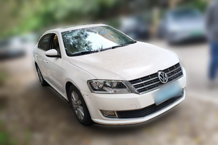 Used Volkswagen Lavida 2013 Restyled Classic 1.6L Automatic Comfort Edition Front Right 45 Deg