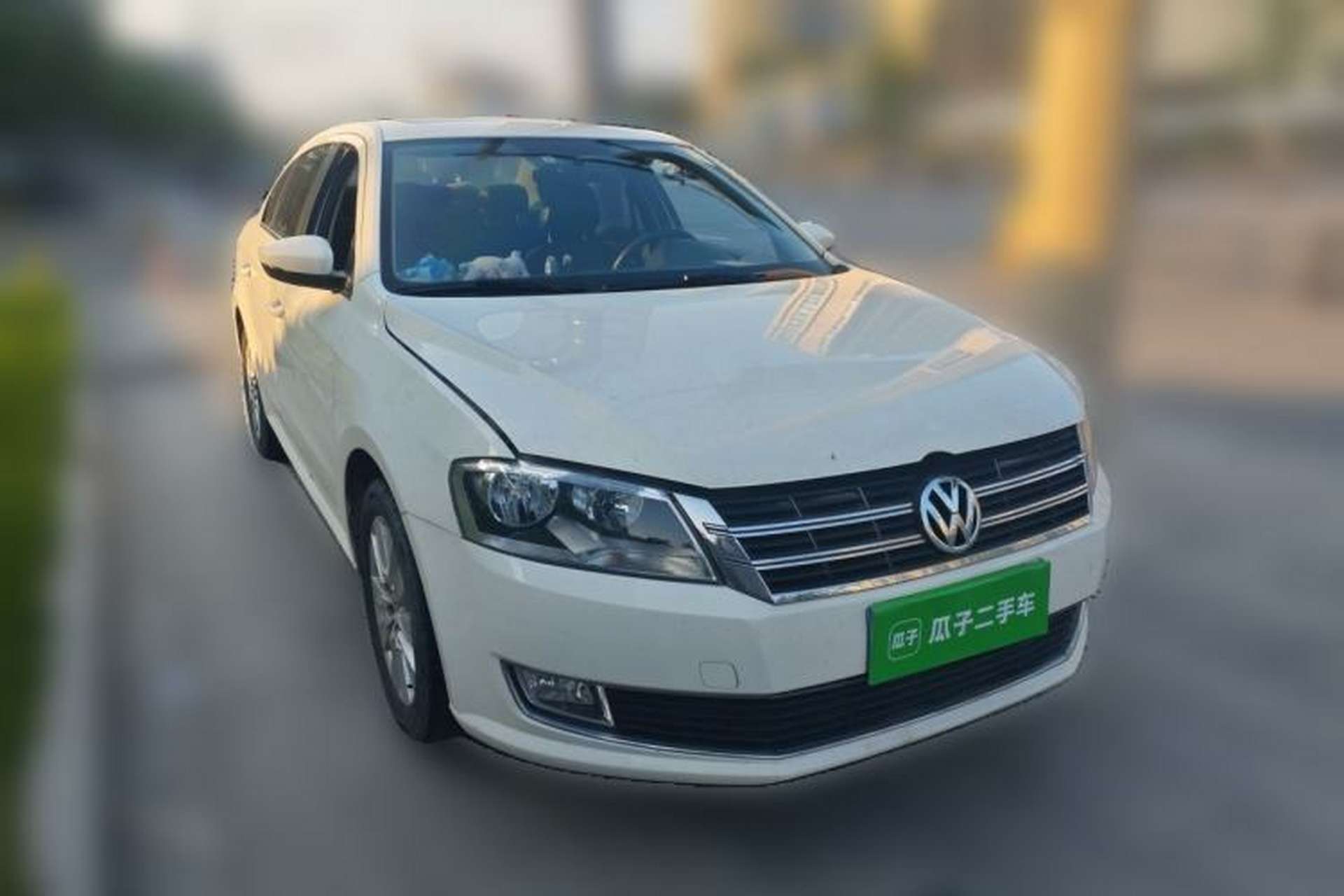 Used Volkswagen Lavida 2013 Restyled Classic 1.6L Manual Comfort Edition Front Right 45 Deg