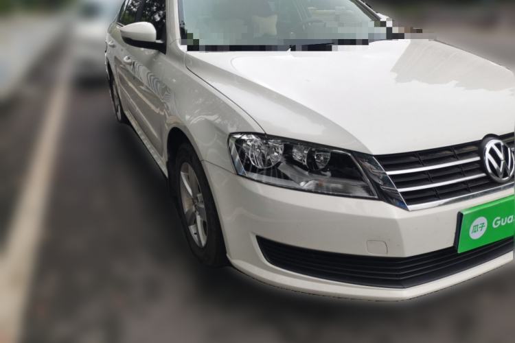 Used Volkswagen Lavida 2013 Revised Classic 1.6L Manual Fashion Edition Front Right 45 Deg
