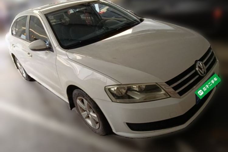 Used Volkswagen Lavida 2013 Revised Classic 1.6L Manual Fashion Edition Front Right 45 Deg