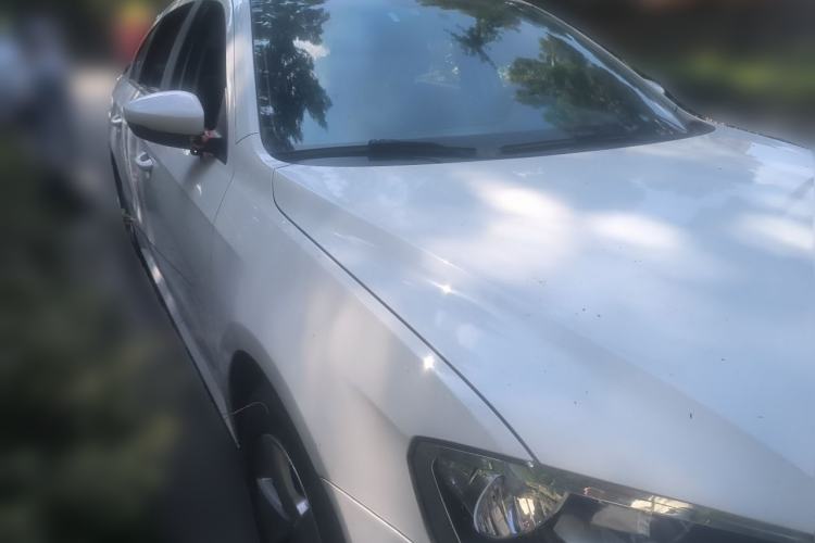 Used Volkswagen Lavida 2013 Revised Classic 1.6L Manual Fashion Edition Front Right 45 Deg