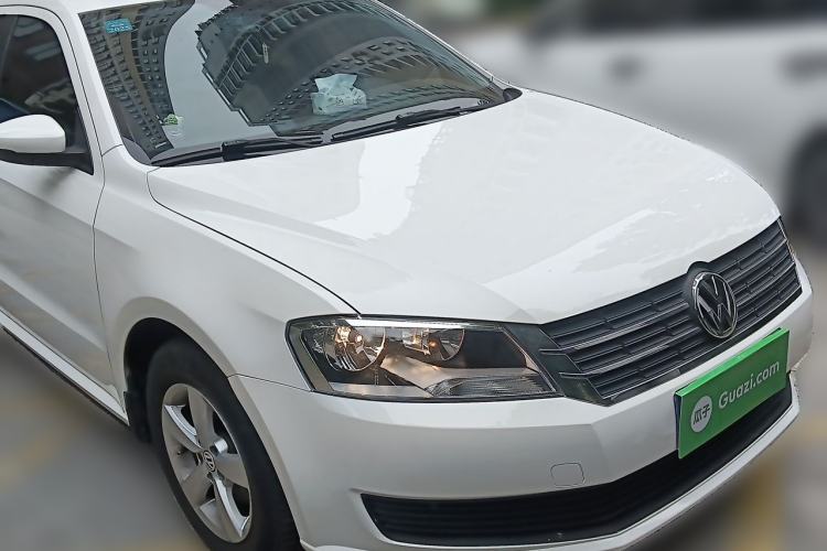 Used Volkswagen Lavida 2013 Revised Classic 1.6L Automatic Fashion Edition Front Right 45 Deg