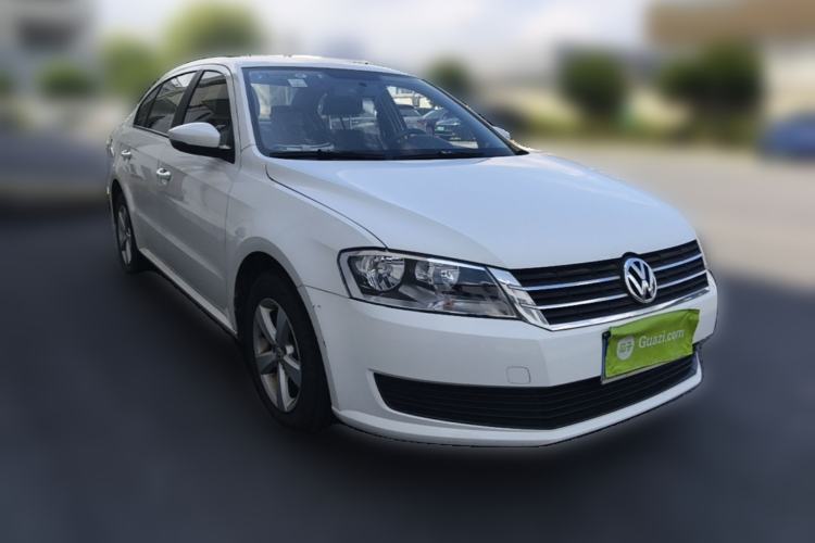 Used Volkswagen Lavida 2013 Revised Classic 1.6L Automatic Fashion Edition Front Right 45 Deg