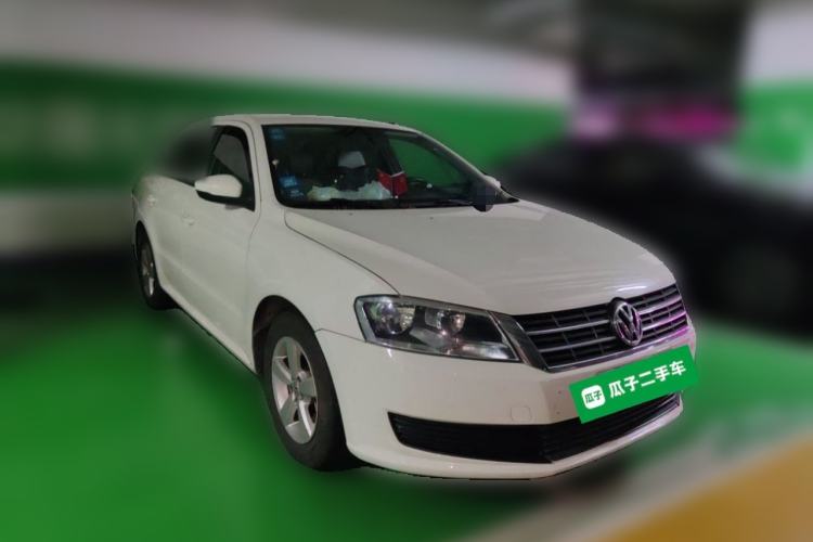 Used Volkswagen Lavida 2013 1.6L Automatic Fashion Edition Front Right 45 Deg