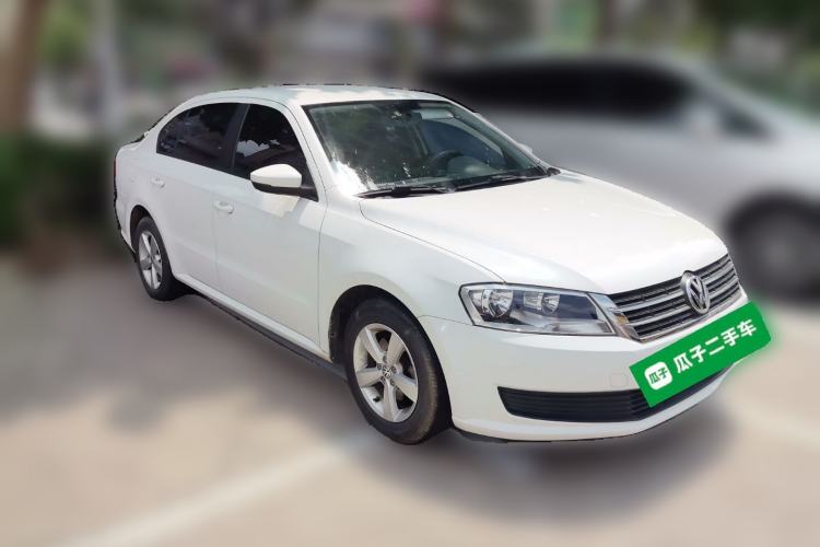 Used Volkswagen Lavida 2013 Revised Classic 1.6L Manual Fashion Edition Front Right 45 Deg