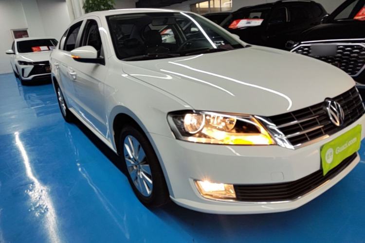 Used Volkswagen Lavida 2013 Restyled Classic 1.6L Automatic Comfort Edition Front Right 45 Deg