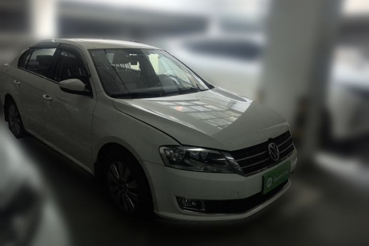 Used Volkswagen Lavida 2013 Revised Version 1.4 TSI DSG Comfort Edition Front Right 45 Deg