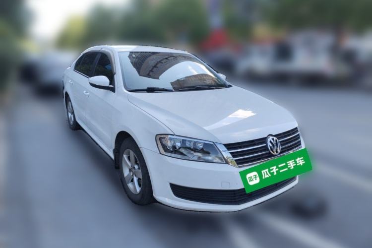 Used Volkswagen Lavida 2013 Revised Classic 1.6L Automatic Fashion Edition Front Right 45 Deg