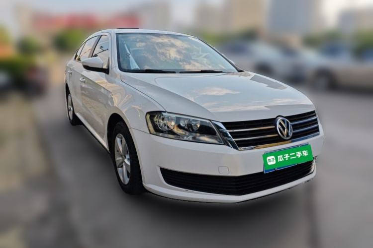 Used Volkswagen Lavida 2013 Revised Classic 1.6L Automatic Fashion Edition Front Right 45 Deg