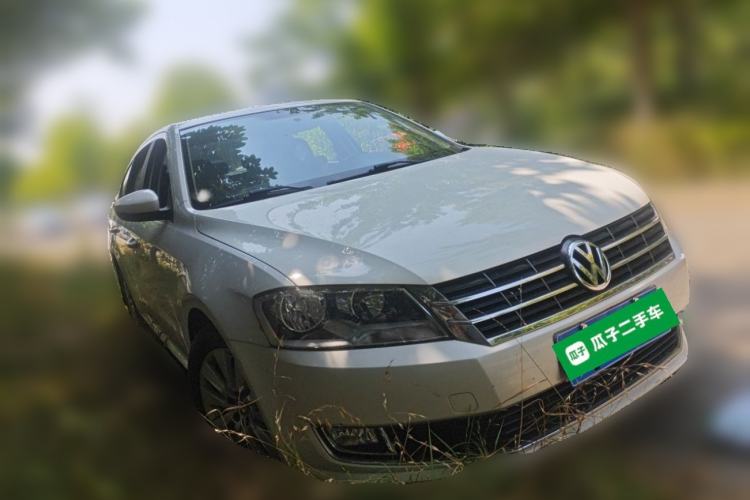 Used Volkswagen Lavida 2013 Revised Version 1.4 TSI Manual Comfort Edition Front Right 45 Deg
