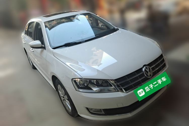 Used Volkswagen Lavida 2013 Revised Version 1.4 TSI DSG Comfort Edition Front Right 45 Deg