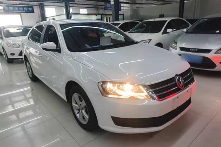 Used Volkswagen Lavida 2013 Revised Classic 1.6L Manual Fashion Edition Front Right 45 Deg