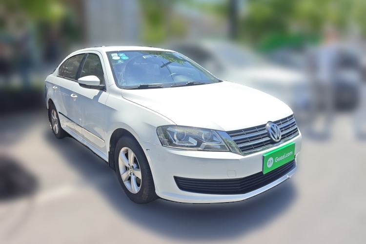 Used Volkswagen Lavida 2013 Revised Classic 1.6L Manual Fashion Edition Front Right 45 Deg