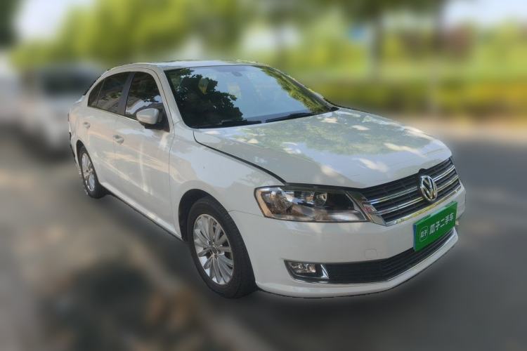 Used Volkswagen Lavida 2013 1.6L Automatic Comfort Edition Front Right 45 Deg