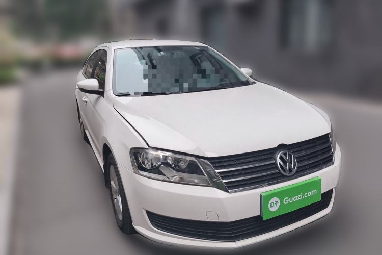 Used Volkswagen Lavida 2013 Revised Classic 1.6L Automatic Fashion Edition Front Right 45 Deg