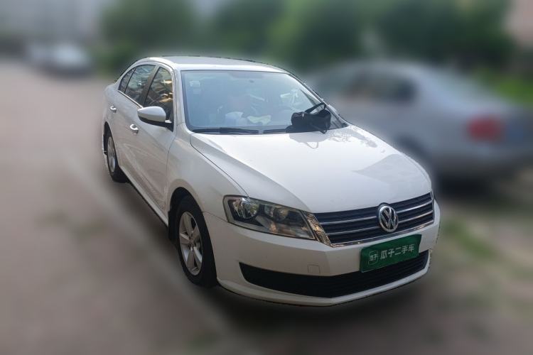 Used Volkswagen Lavida 2013 Revised Classic 1.6L Automatic Fashion Edition Front Right 45 Deg