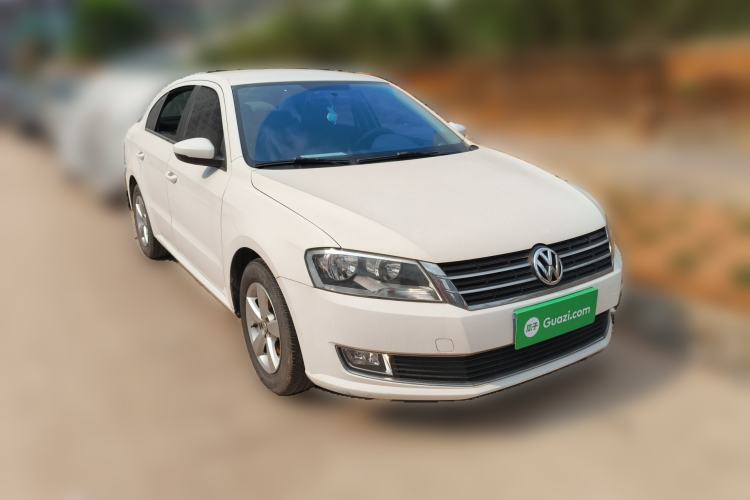 Used Volkswagen Lavida 2013 Revised Classic 1.6L Automatic Fashion Edition Front Right 45 Deg