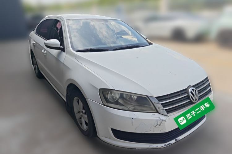 Used Volkswagen Lavida 2013 Revised Classic 1.6L Manual Fashion Edition Front Right 45 Deg