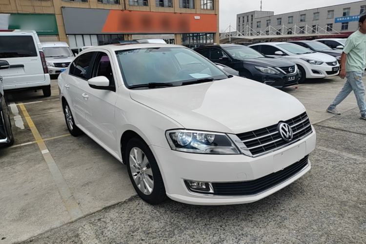 Used Volkswagen Lavida 2013 Restyled Classic 1.6L Automatic Comfort Edition Front Right 45 Deg