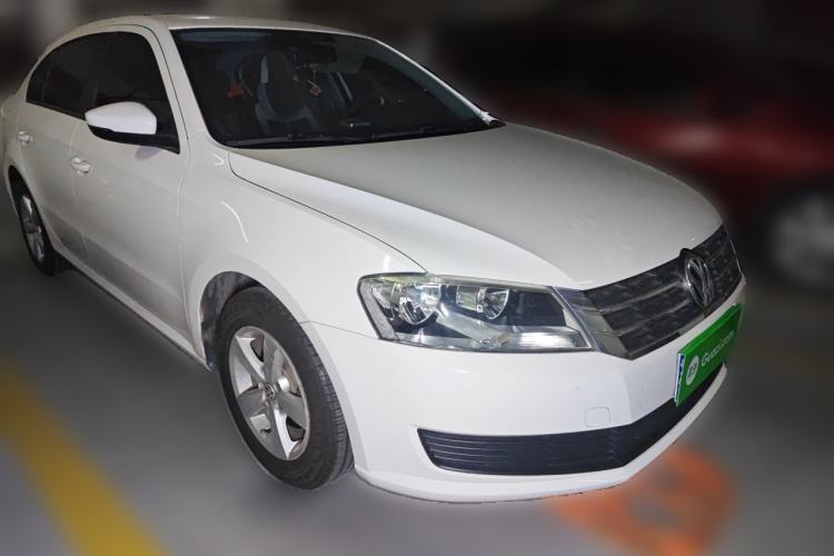 Used Volkswagen Lavida 2013 Revised Classic 1.6L Manual Fashion Edition Front Right 45 Deg
