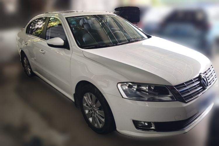 Used Volkswagen Lavida 2013 Restyled Classic 1.6L Automatic Comfort Edition Front Right 45 Deg