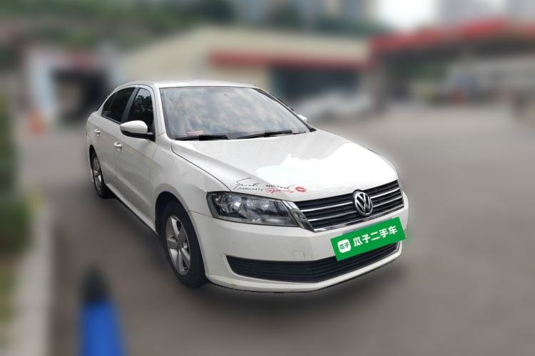 Used Volkswagen Lavida 2013 Revised Classic 1.6L Manual Fashion Edition Front Right 45 Deg