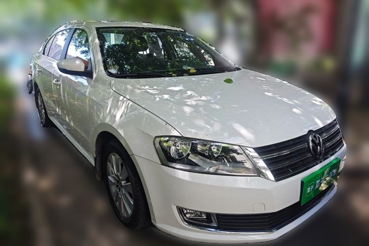 Used Volkswagen Lavida 2013 Restyled Classic 1.6L Automatic Comfort Edition Front Right 45 Deg