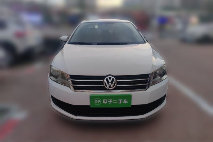 Used Volkswagen Lavida 2013 Revised Classic 1.6L Manual Fashion Edition Front
