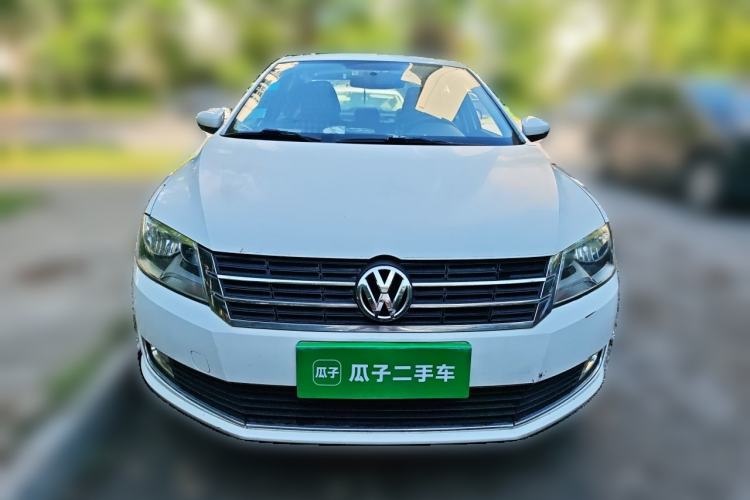 Used Volkswagen Lavida 2013 Restyled Classic 1.6L Manual Comfort Edition Front