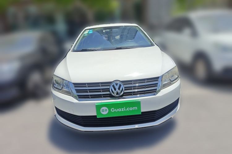 Used Volkswagen Lavida 2013 Revised Classic 1.6L Manual Fashion Edition Front
