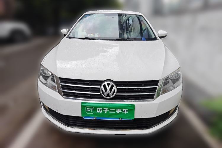 Used Volkswagen Lavida 2013 Revised Classic 1.6L Manual Fashion Edition Front
