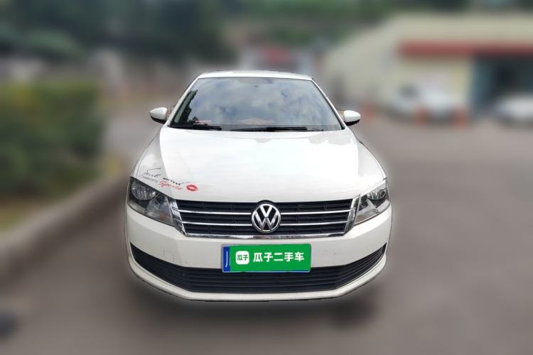 Used Volkswagen Lavida 2013 Revised Classic 1.6L Manual Fashion Edition Front