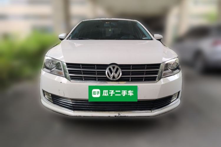 Used Volkswagen Lavida 2013 1.6L Automatic Comfort Edition Front