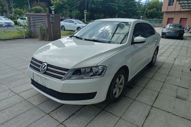 Used Volkswagen Lavida 2013 Revised Classic 1.6L Automatic Fashion Edition