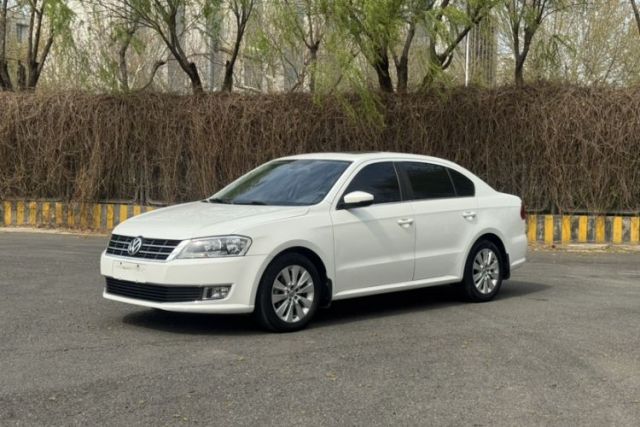 Used Volkswagen Lavida 2013 Restyled Classic 1.6L Automatic Comfort Edition