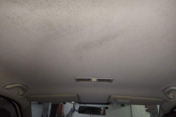 Used Volkswagen Lavida 2013 Revised Classic 1.6L Automatic Fashion Edition Headliner