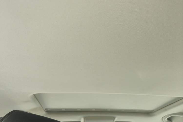 Used Volkswagen Lavida 2013 Restyled Classic 1.6L Automatic Comfort Edition Headliner