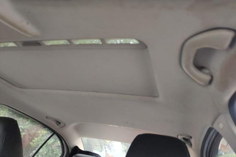 Used Volkswagen Lavida 2013 Restyled Classic 1.6L Automatic Comfort Edition Headliner