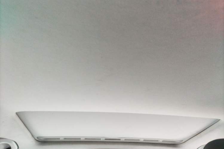 Used Volkswagen Lavida 2013 Restyled Classic 1.6L Automatic Comfort Edition Headliner