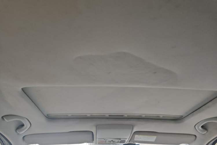 Used Volkswagen Lavida 2013 Restyled Classic 1.6L Automatic Comfort Edition Headliner