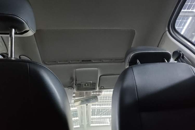 Used Volkswagen Lavida 2013 Restyled Classic 1.6L Automatic Comfort Edition Headliner