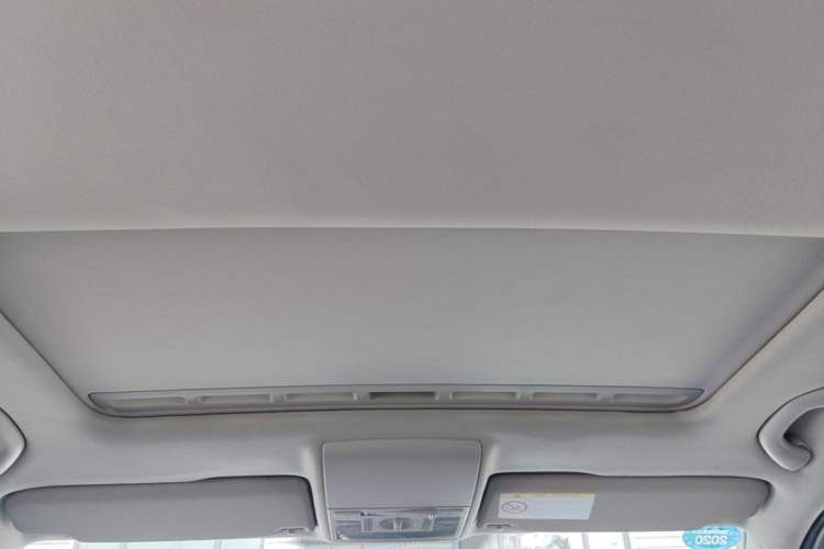 Used Volkswagen Lavida 2013 Restyled Classic 1.6L Automatic Comfort Edition Headliner