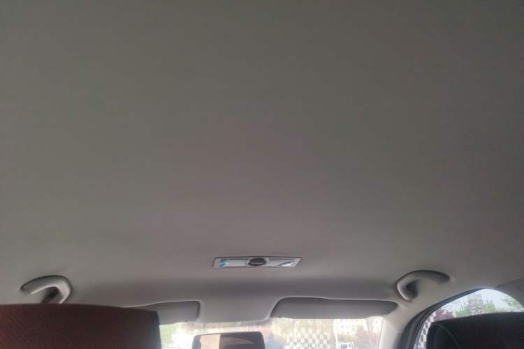 Used Volkswagen Lavida 2013 Revised Classic 1.6L Automatic Fashion Edition Headliner